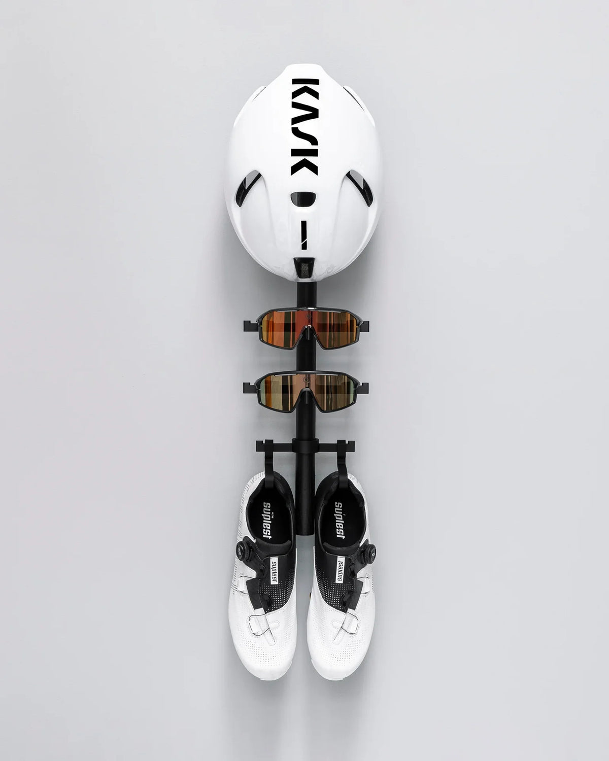 Tons Studio Rack C . Shoes + 2x Glasses + Helmet Mat Black