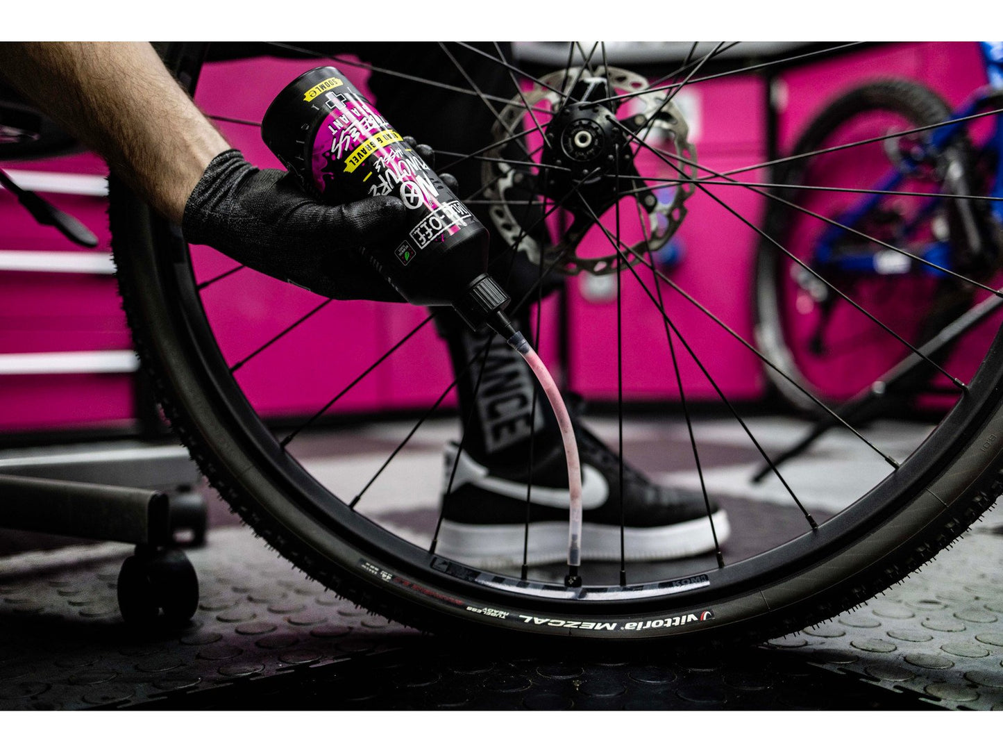 Muc-Off Road & Gravel Tubeless Sealant, 500ml