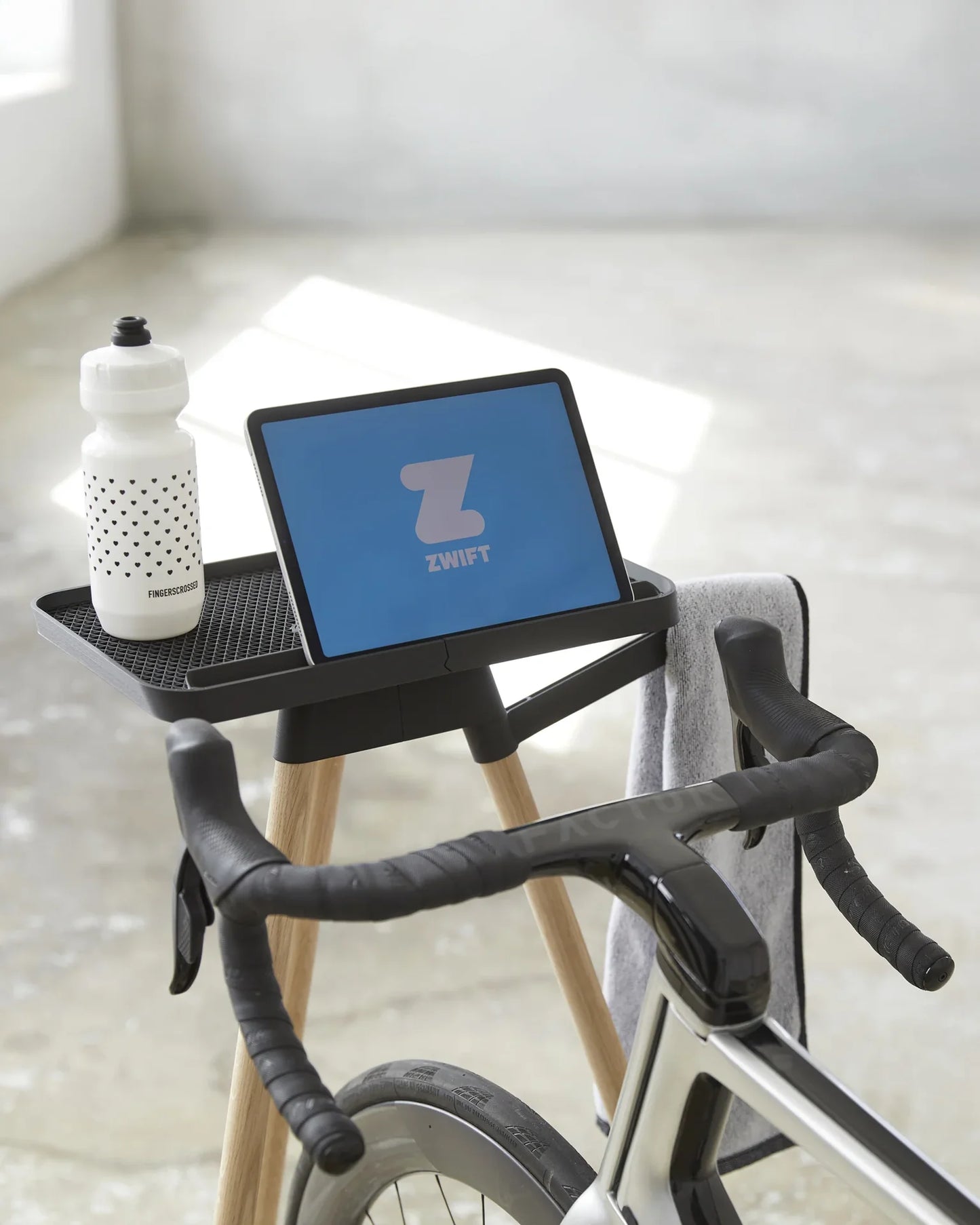 Tons iPad Race Table