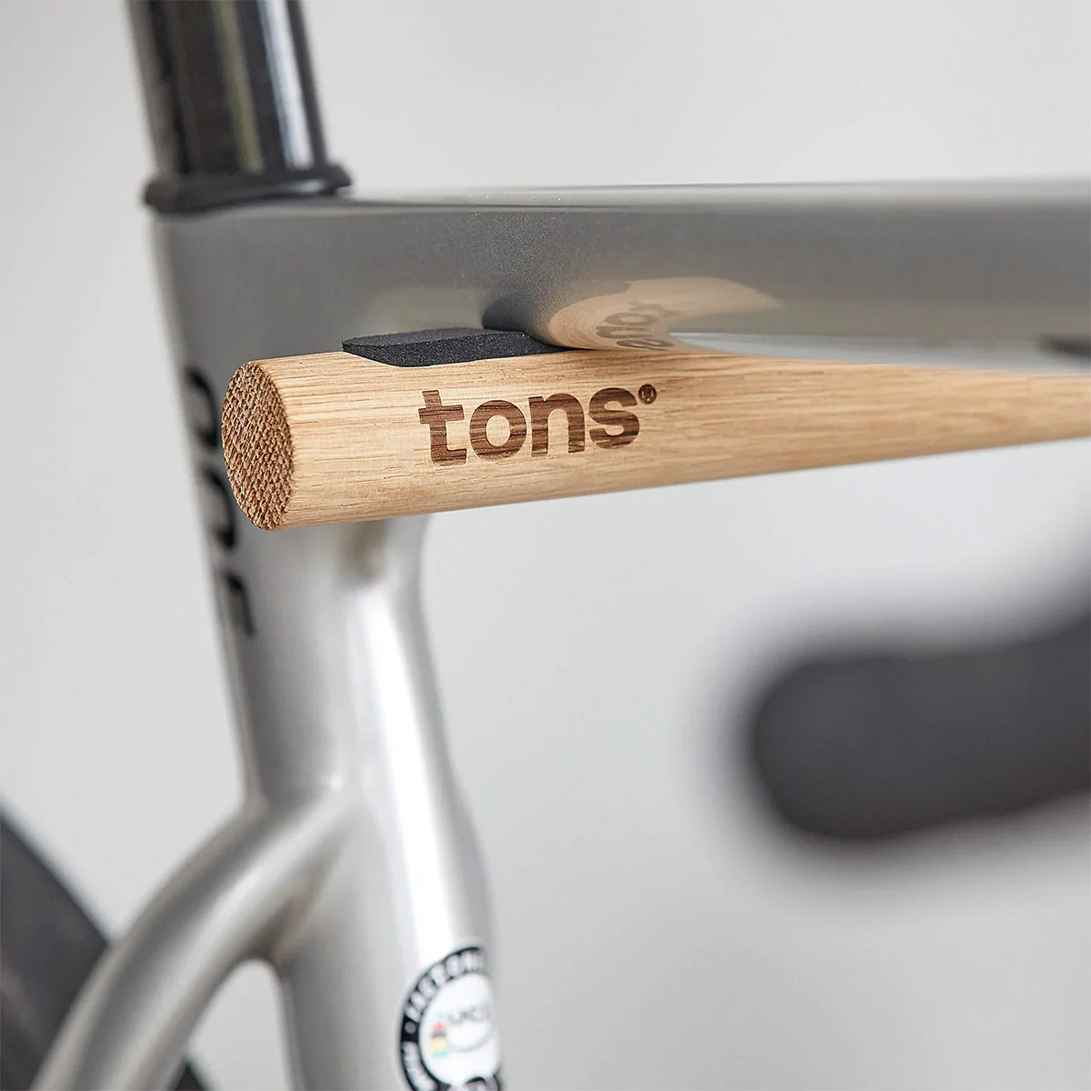 Tons Studio Wall Mount Matt Black (32cm)