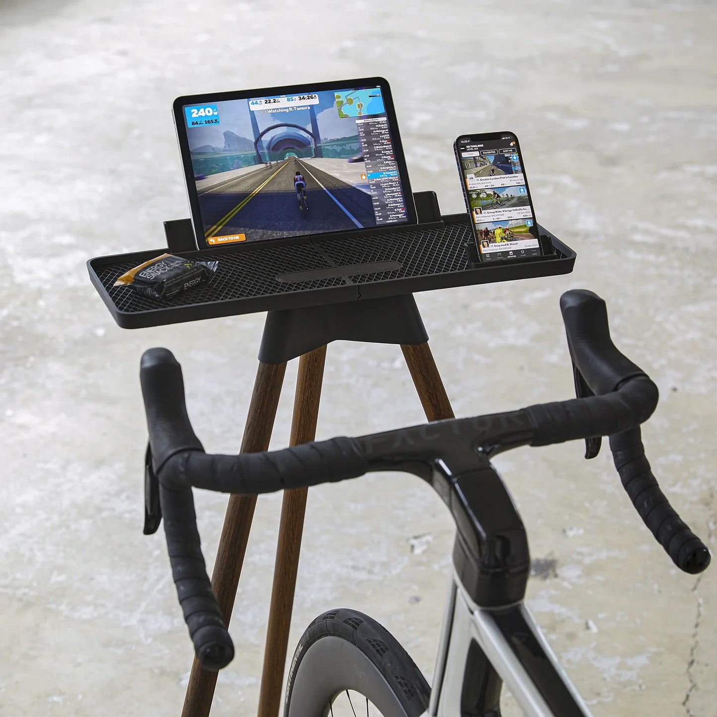 Tons Studio iPad Race Bar Natural Oak