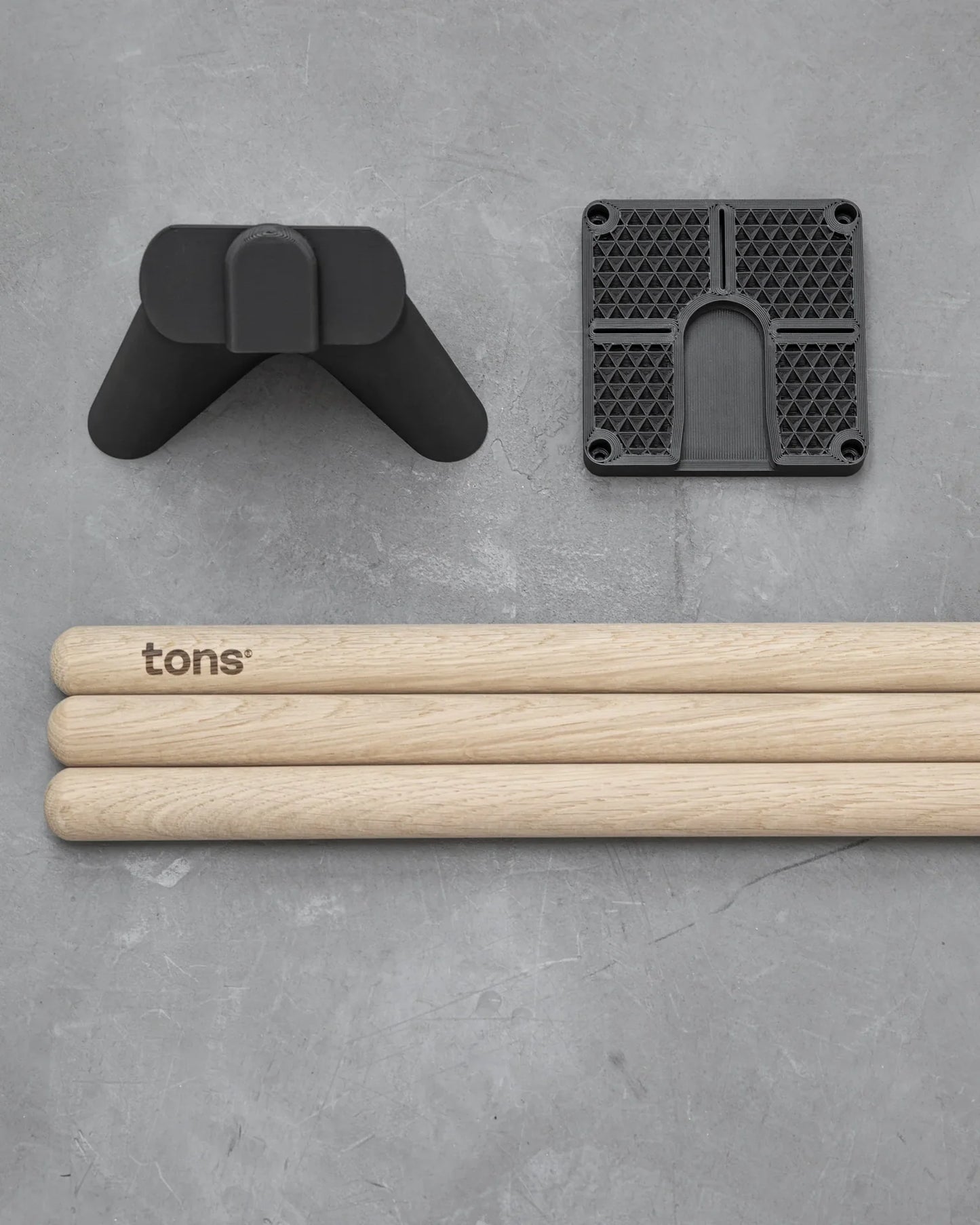 Tons Widescreen Stand + Tray