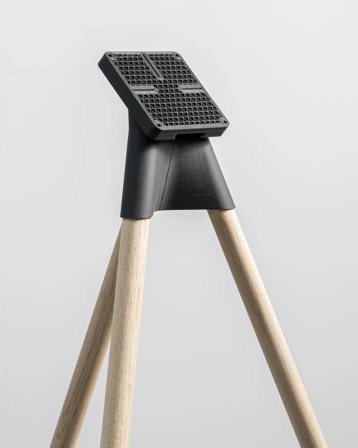 Tons Widescreen Stand + Tray